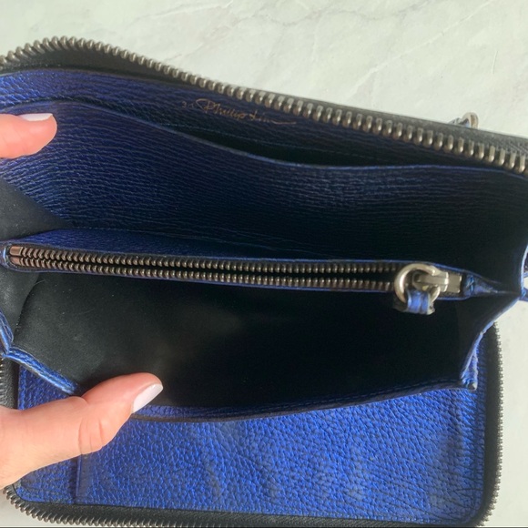3.1 Phillip Lim blue metallic zip around wallet - Picture 6 of 7